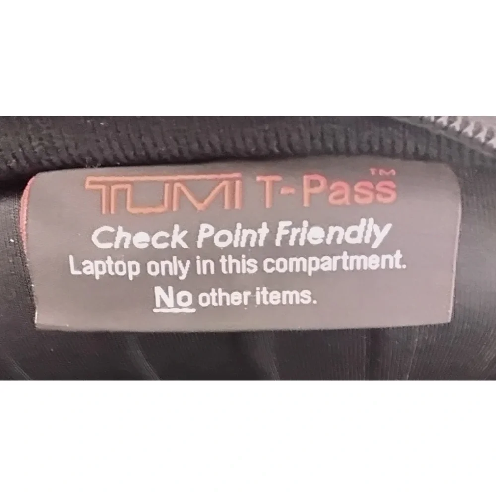 Tumi Messenger Bag Men's Leather Laptop Sleeve Commuter Bag Work Travel #Z5791